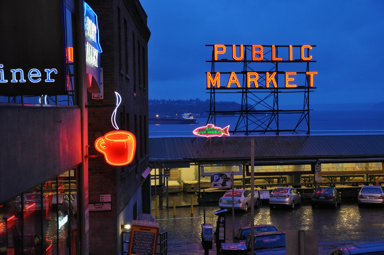 Get to Know Seattle Through Its Best Dive Bars