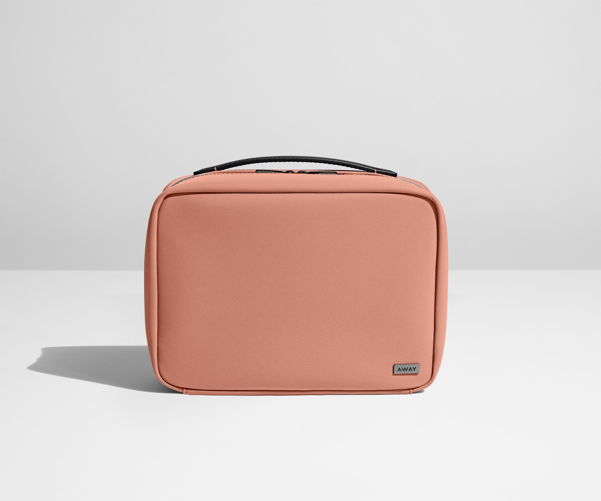 Hanging Toiletry Bag in Clay Pink Hanging Toiletry Bag in Clay Pink