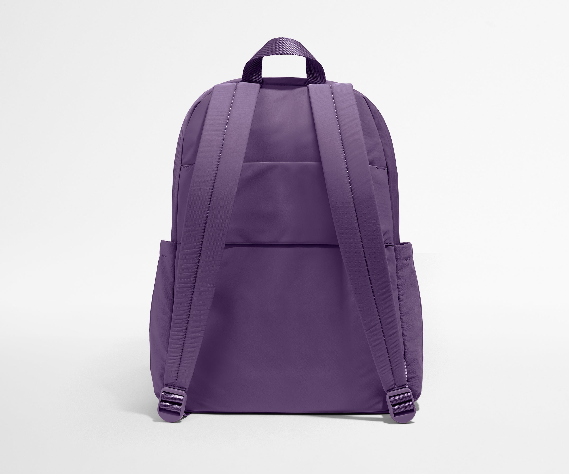 Trolley sleeve feature on the back of the Large Featherlight Backpack