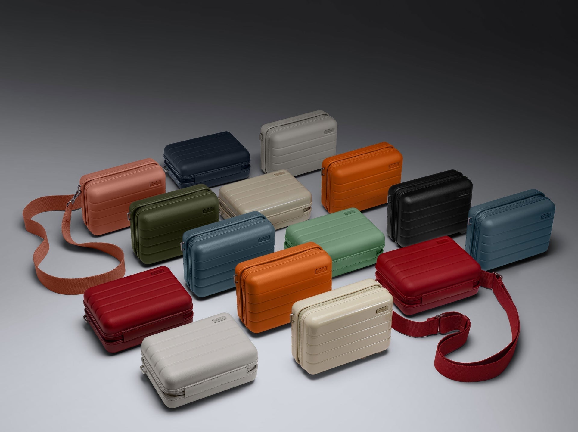 Discover the top cross-body bags for work. From leather messenger bags to minimalist nylon options, find the perfect professional cross-body bag for business use