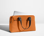 Laptop in the exterior laptop pocket