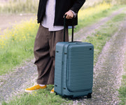 Topside Medium Trunk in Jet Black