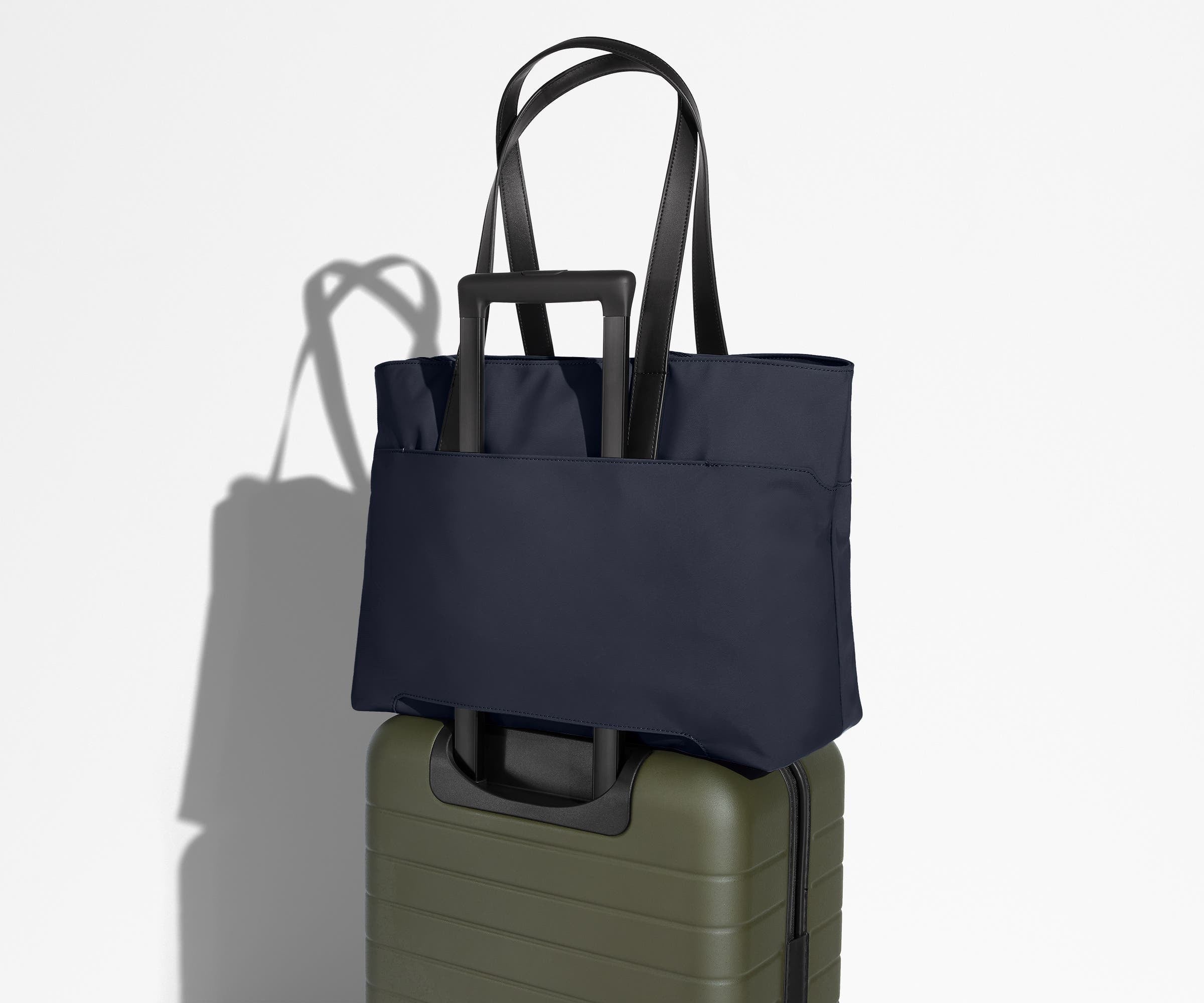 2 way travel tote bag Away Everywhere Tote In Navy Blue