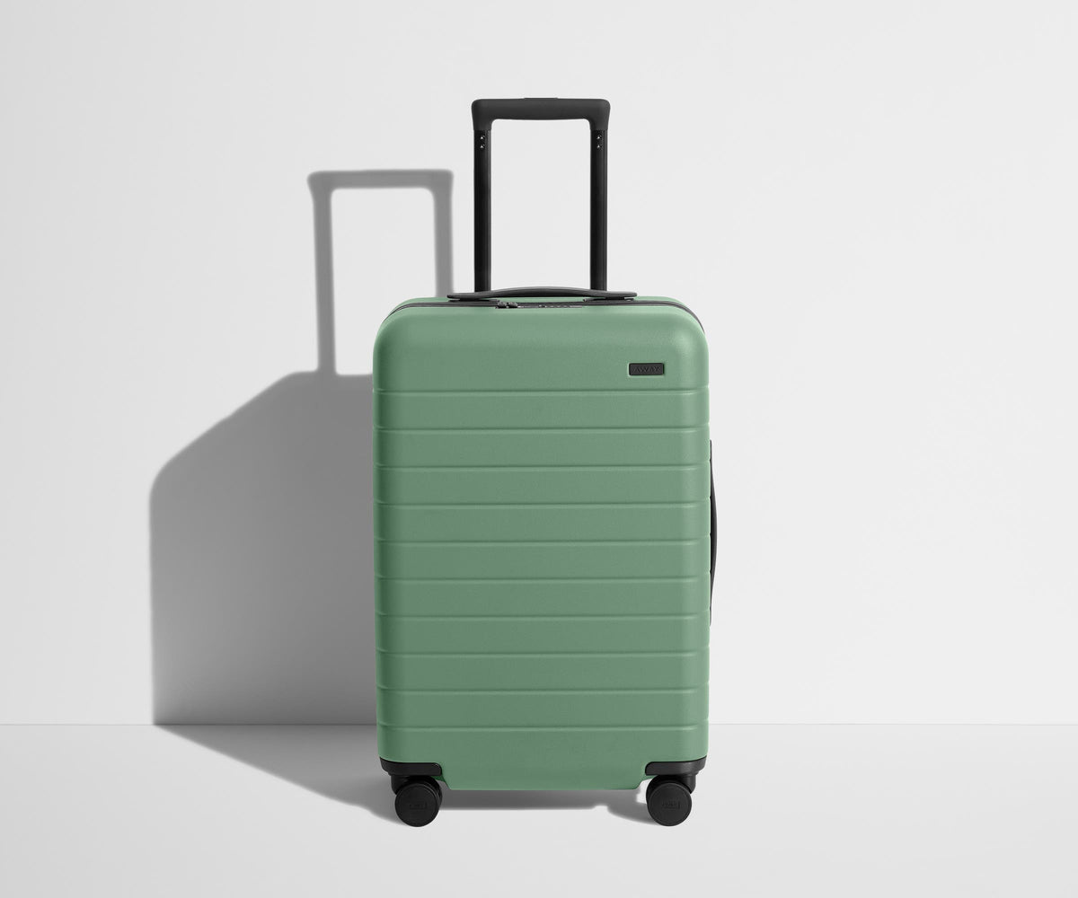 Bigger Carry On Sea