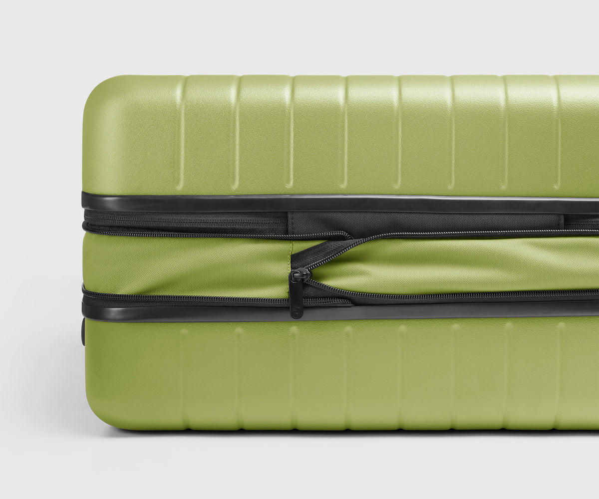 The Medium Flex 3 in Chartreuse Spark
