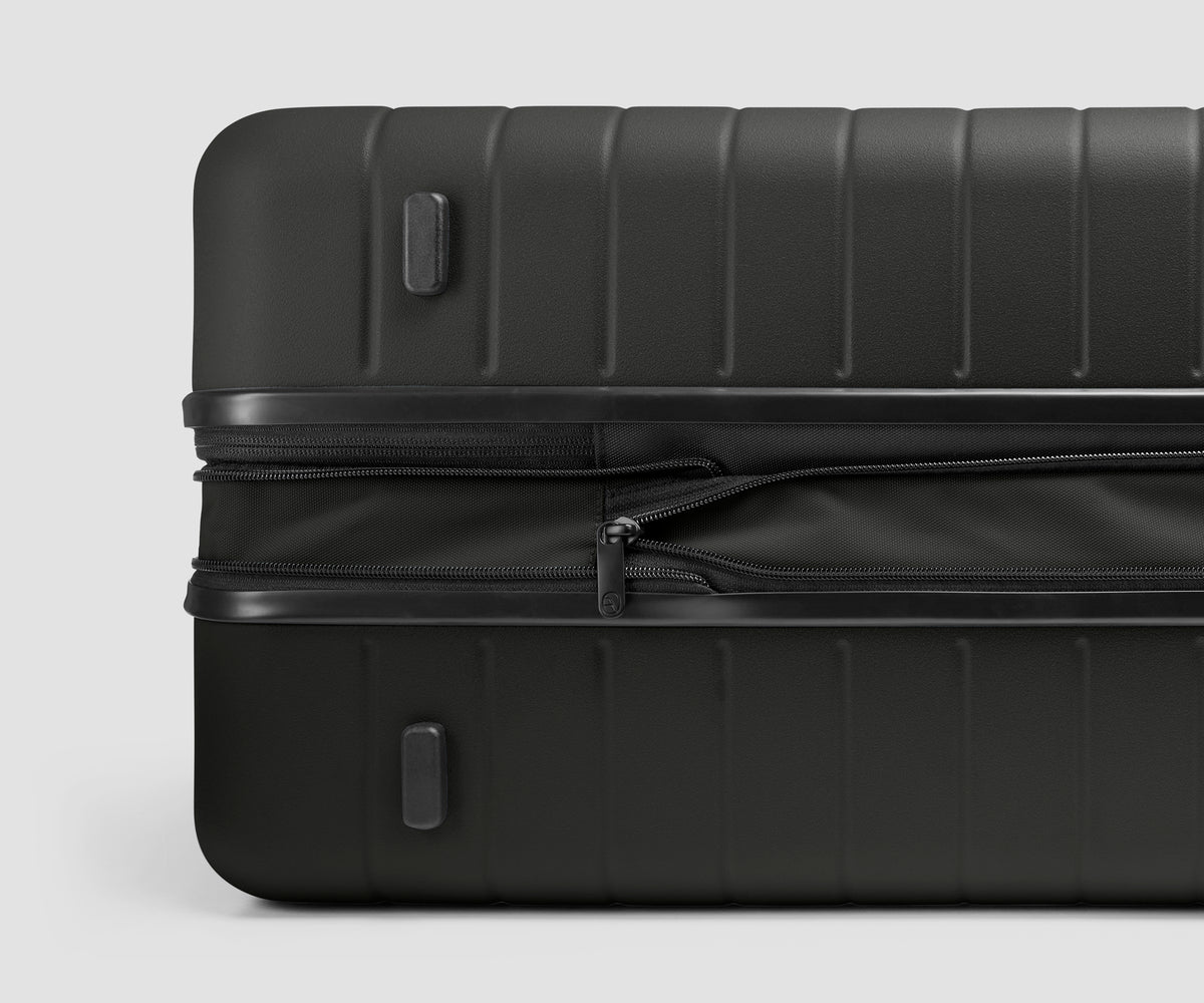 The Large Flex 3 in Jet Black