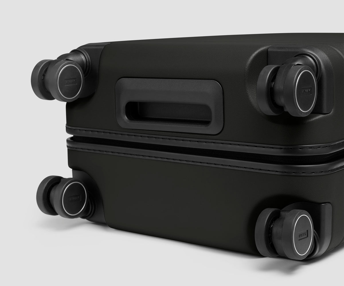 The Large Flex 3 in Jet Black