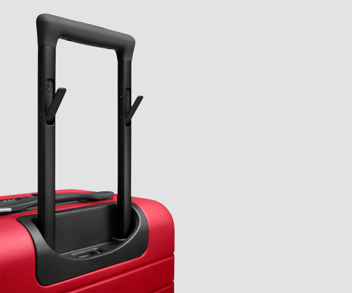 The Medium Flex 3 in Cherry Red