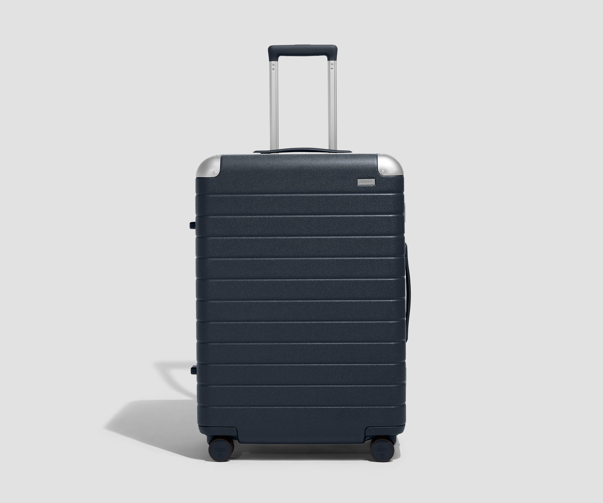 The Aluminum Edge Medium in Navy Blue