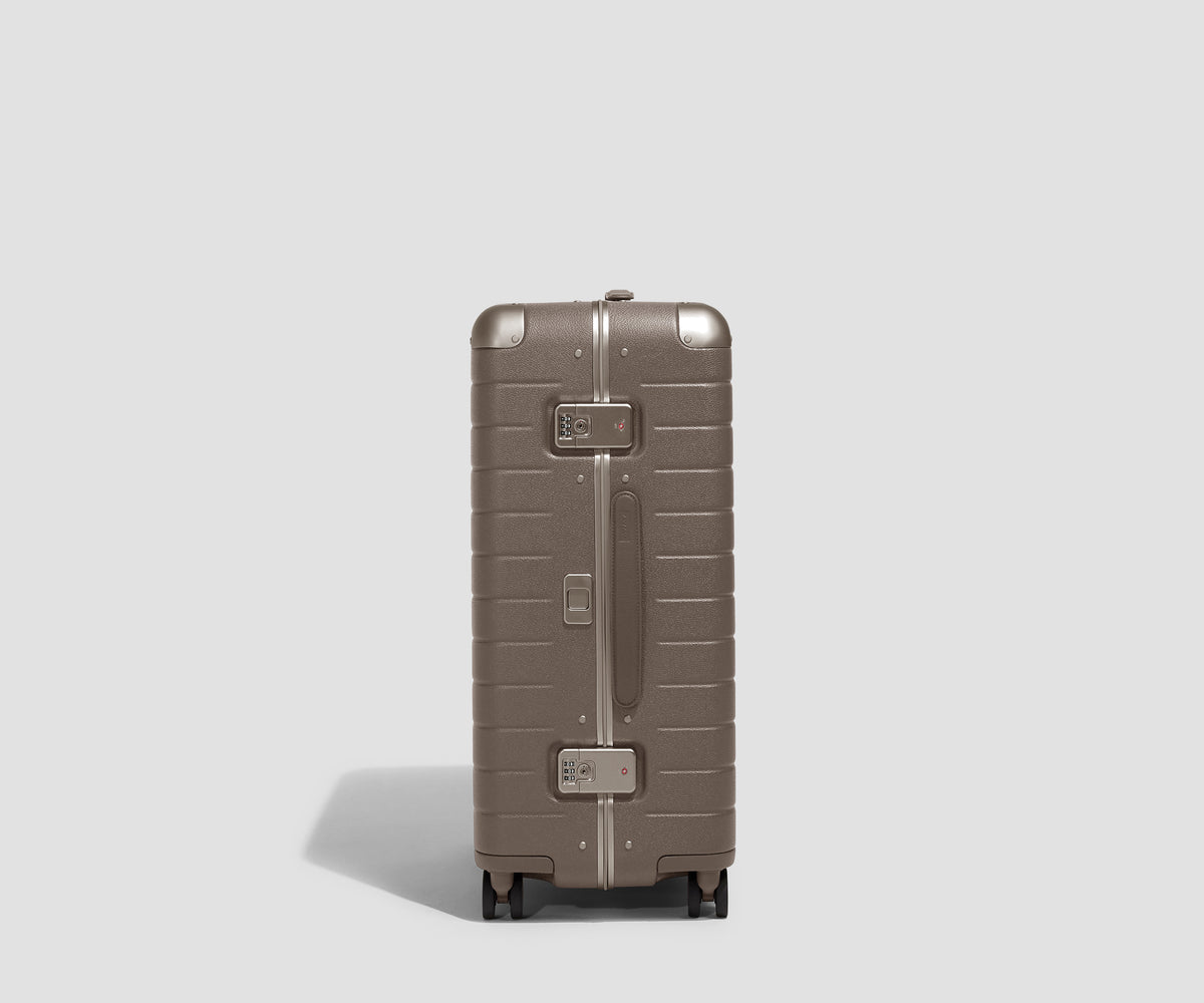 The Aluminum Edge Medium in Smokey Taupe