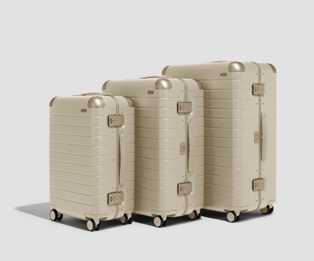 The Aluminum Edge Medium in Champagne White