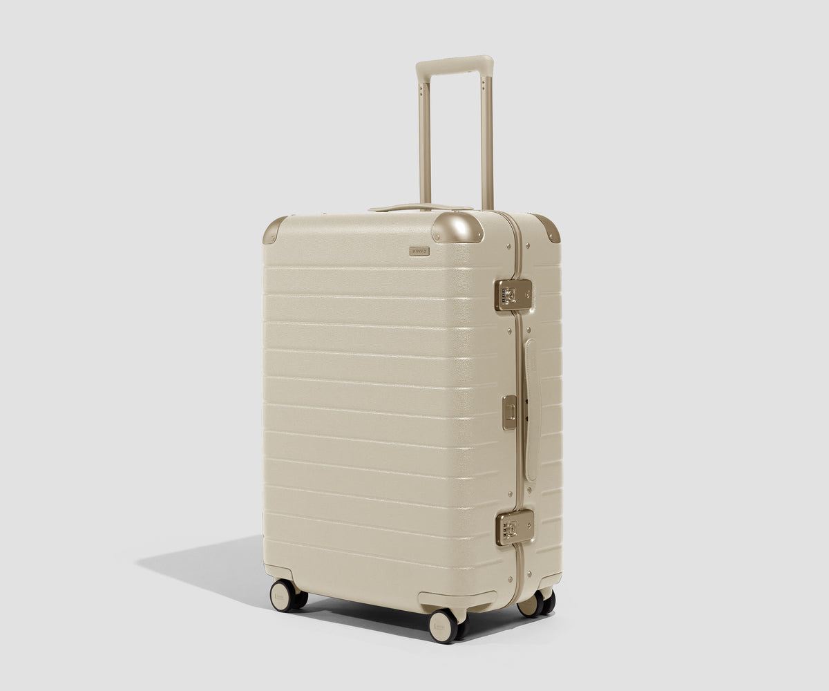 The Aluminum Edge Medium in Champagne White