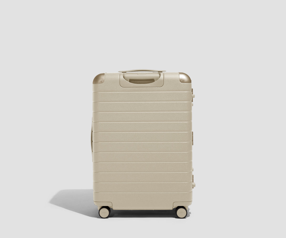 The Aluminum Edge Medium in Champagne White