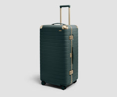 The Aluminum Edge Trunk in No. 20 Pine