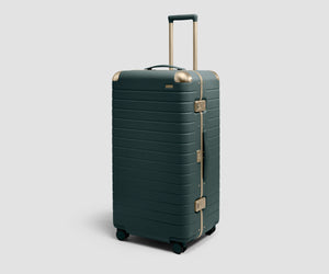 The Aluminum Edge Trunk in No. 20 Pine