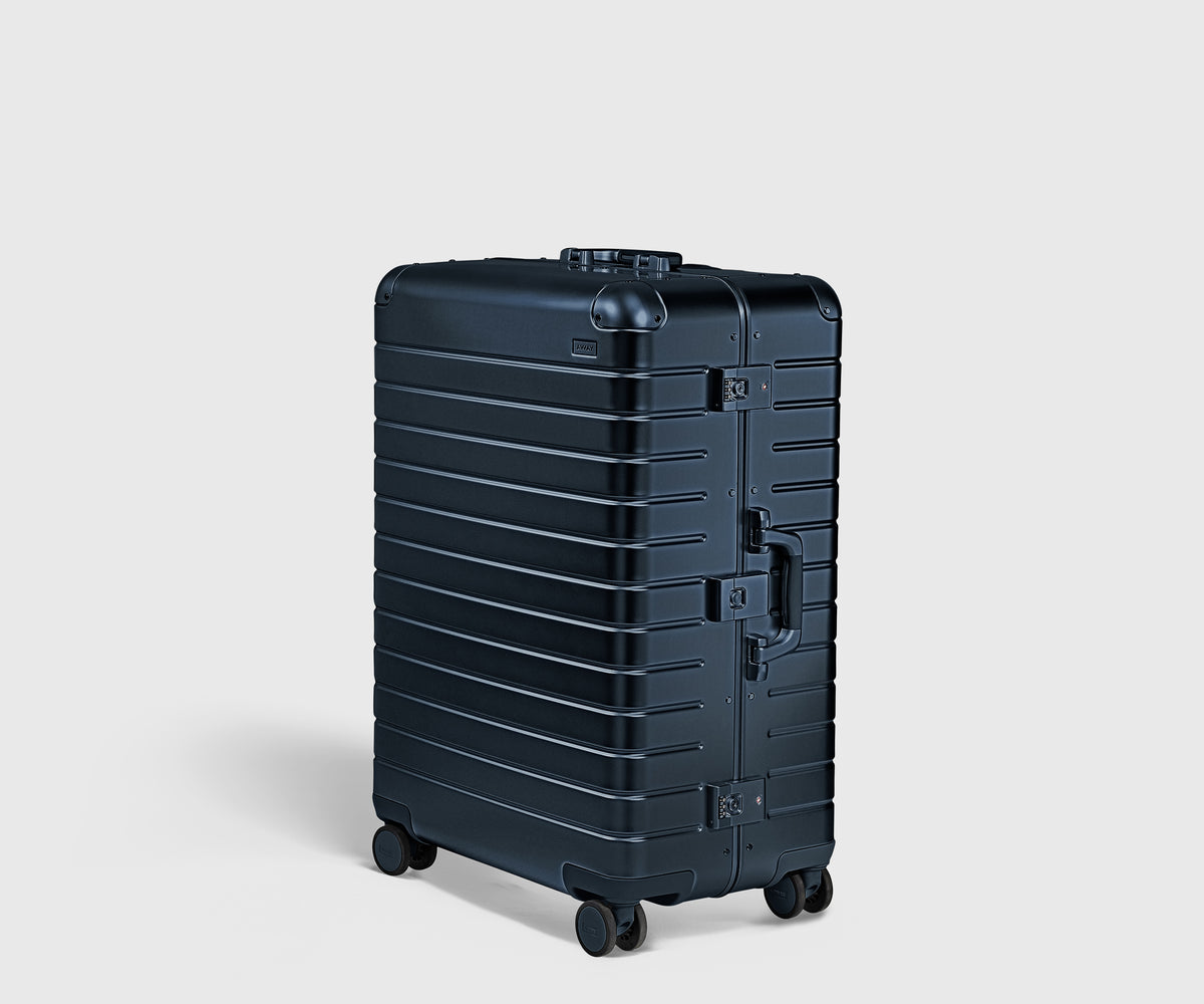 The Aluminum Large in Arctic Steel