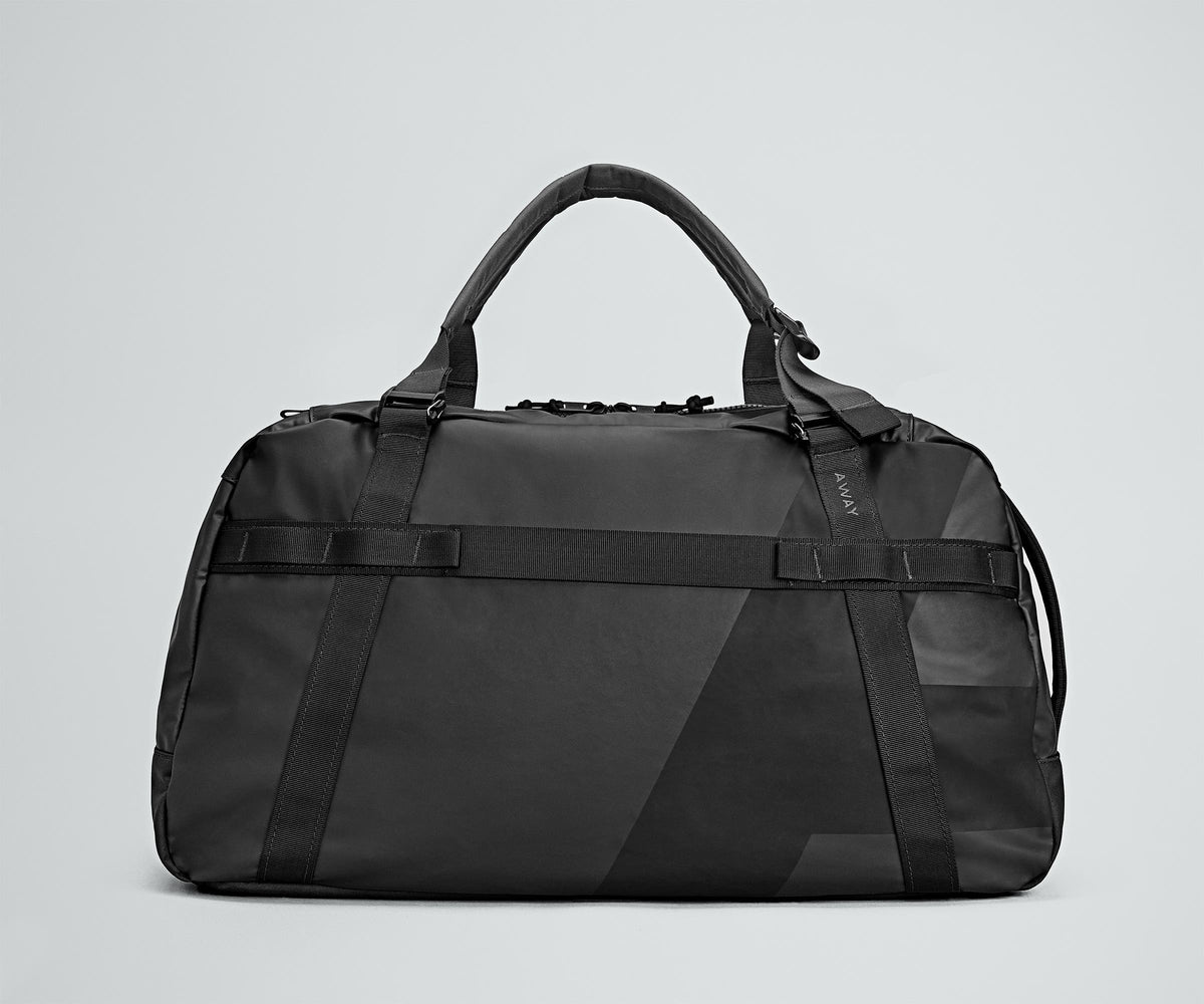 Front view of the Active Duffle 55L with its handles up