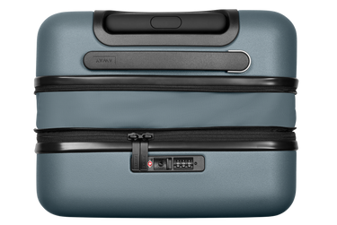 The Carry-On Flex 3 in Coast Blue