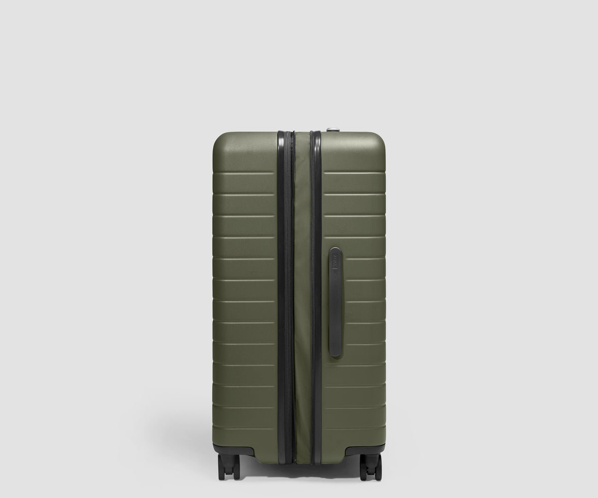 The Large Flex 3 in Olive Green