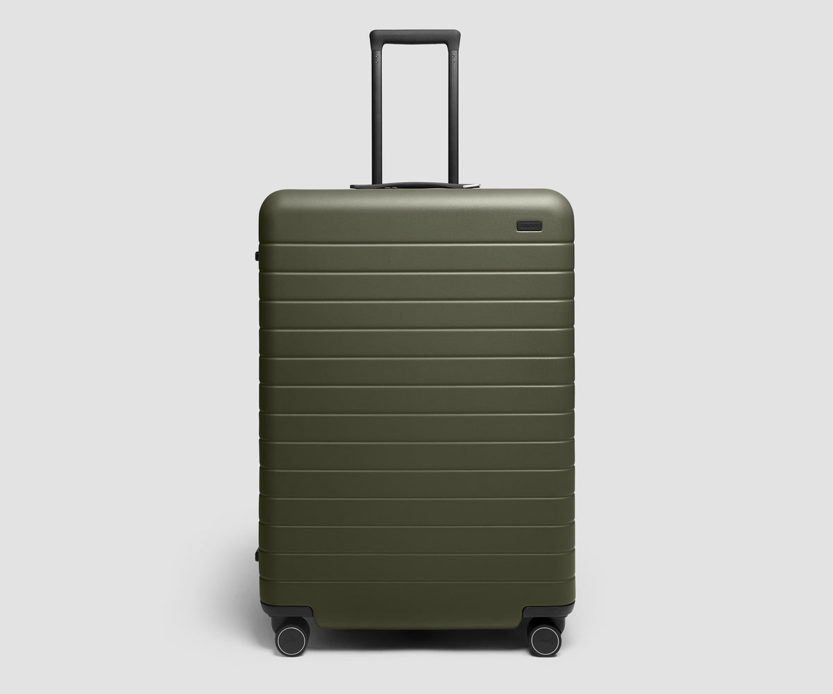 The Large Flex 3 in Olive Green
