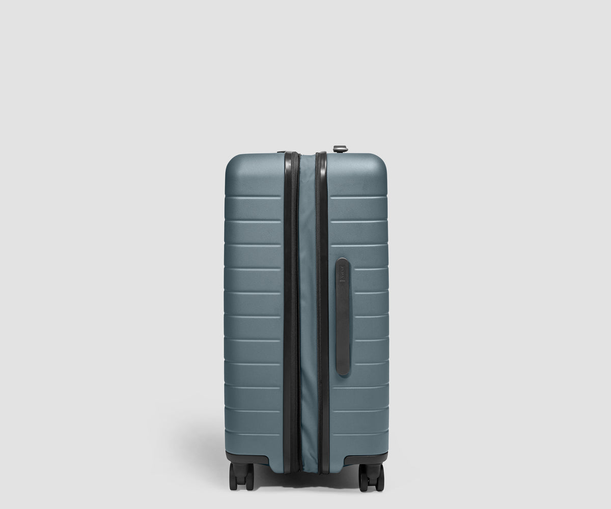 The Medium Flex 3 in Coast Blue