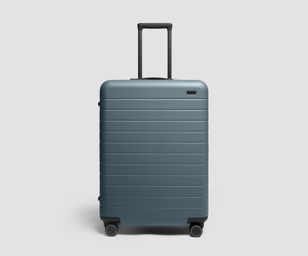 The Medium Flex 3 in Coast Blue