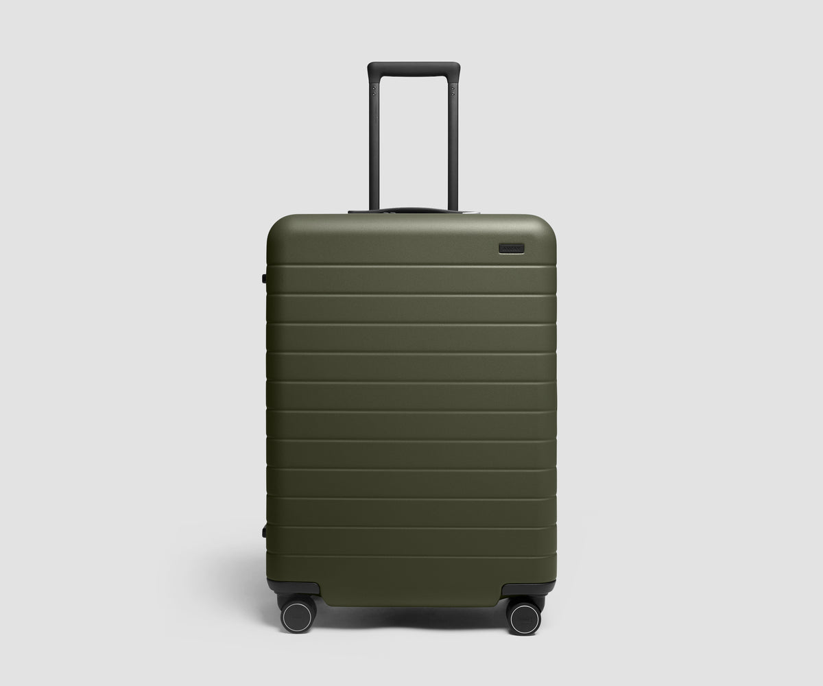 The Medium Flex 3 in Olive Green