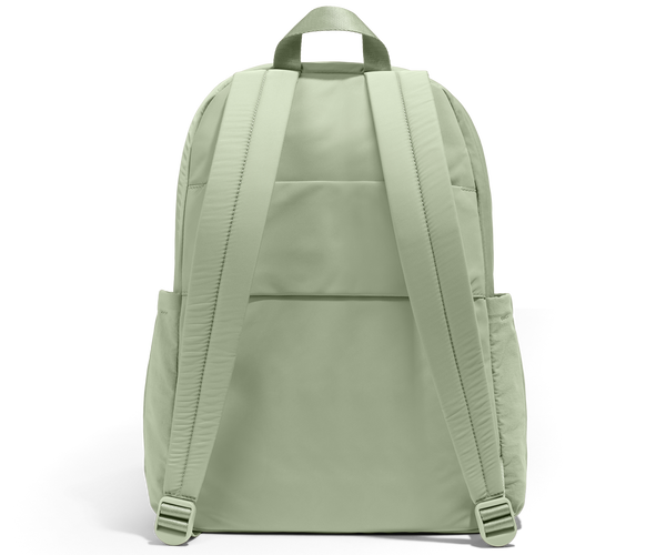 【AWAY】☆バックパック☆Large Featherlight Backpack Amaro Brown Large Lightweight Backpack for Travel | Away