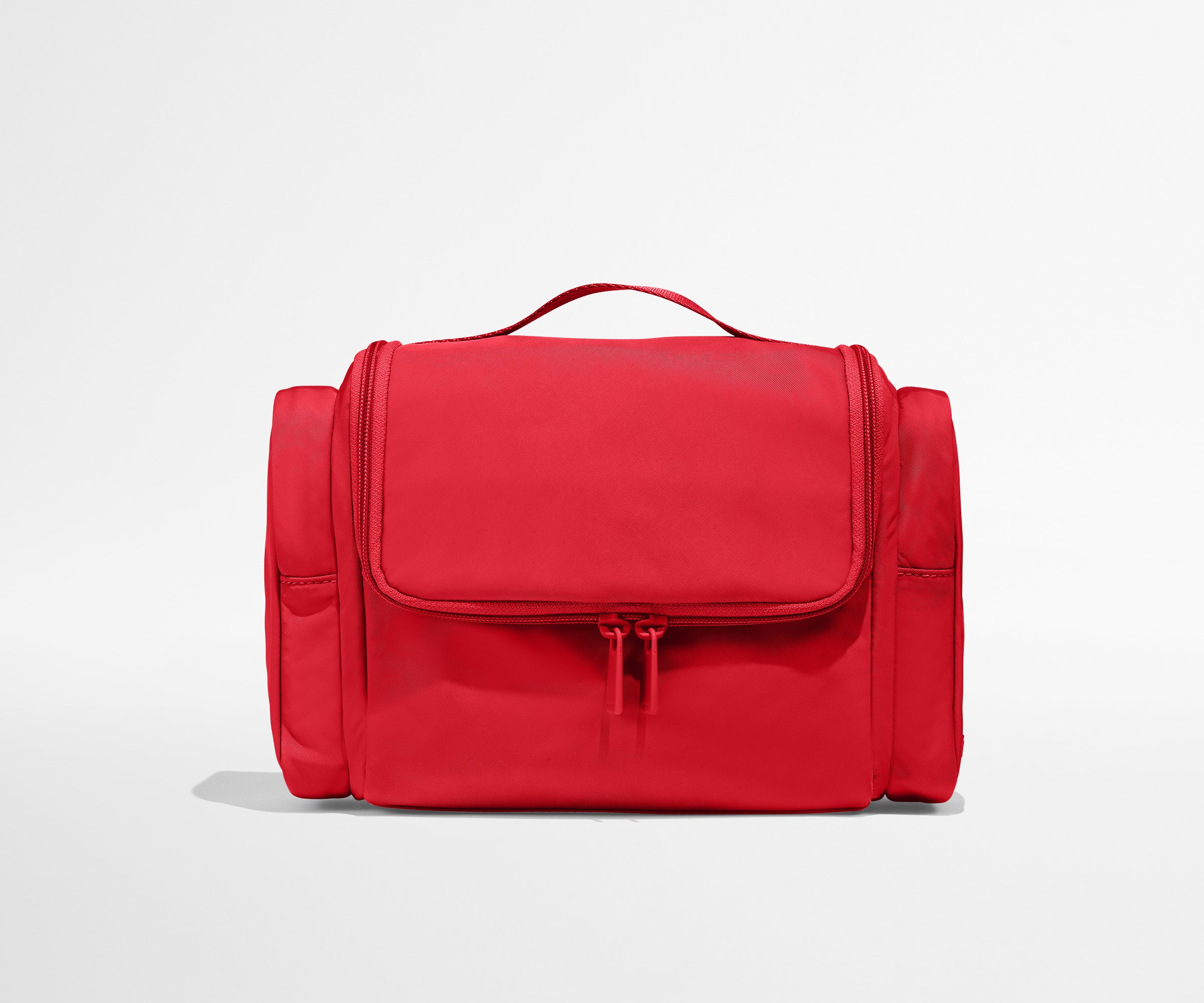 Featherlight Hanging Travel Vanity in Cherry Red