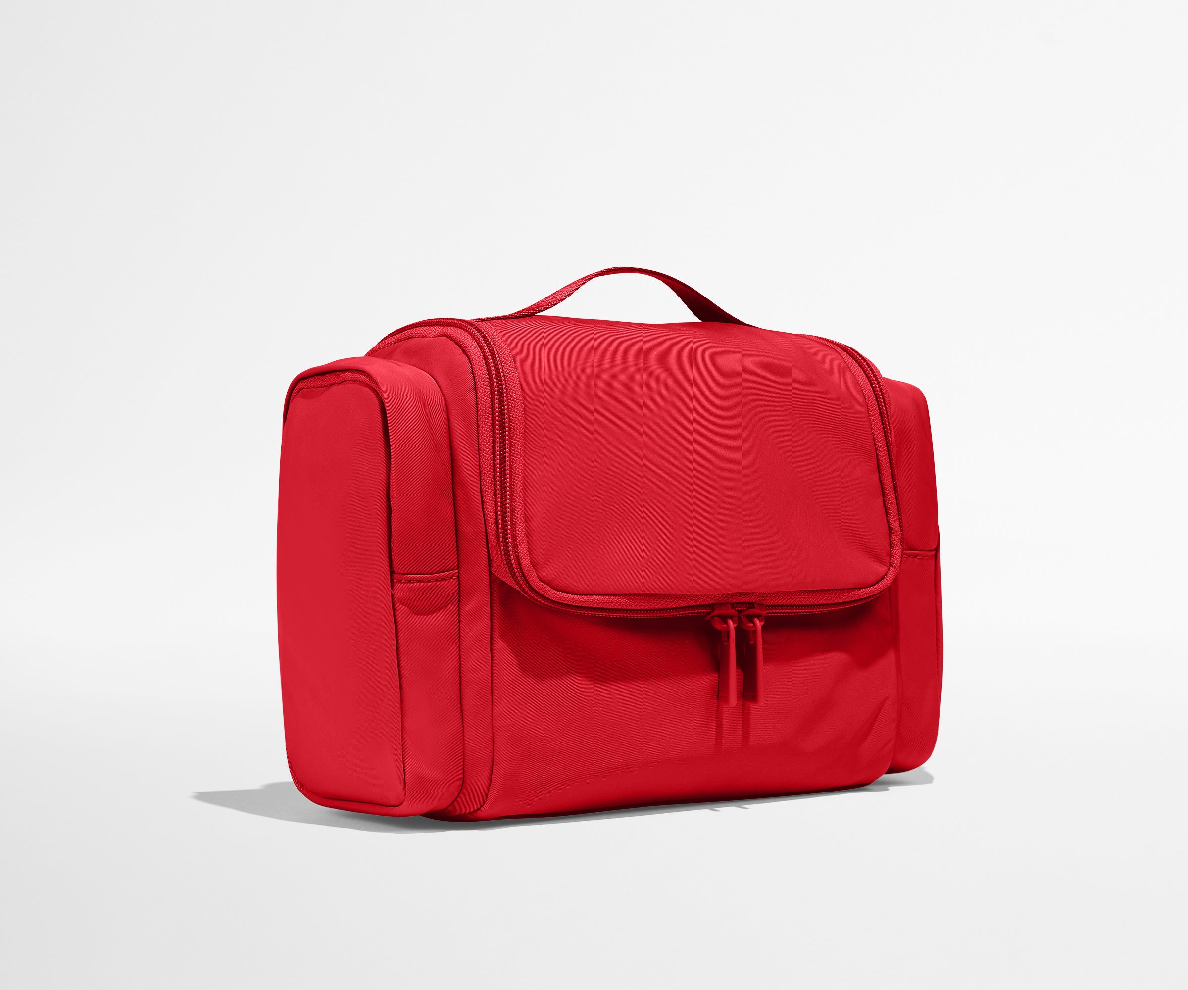 Hanging Featherlight Travel Vanity Toiletry Bag in Cherry Red