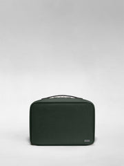 The Hanging Toiletry Bag in Green