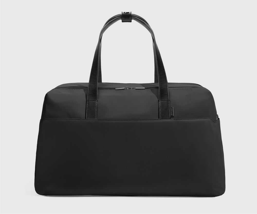 The Weekender in Salt White | Away