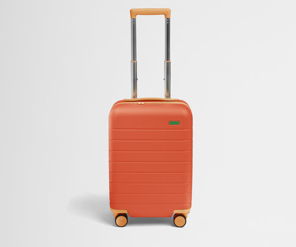 Kids Suitcase For Travel Away: Built for modern travel