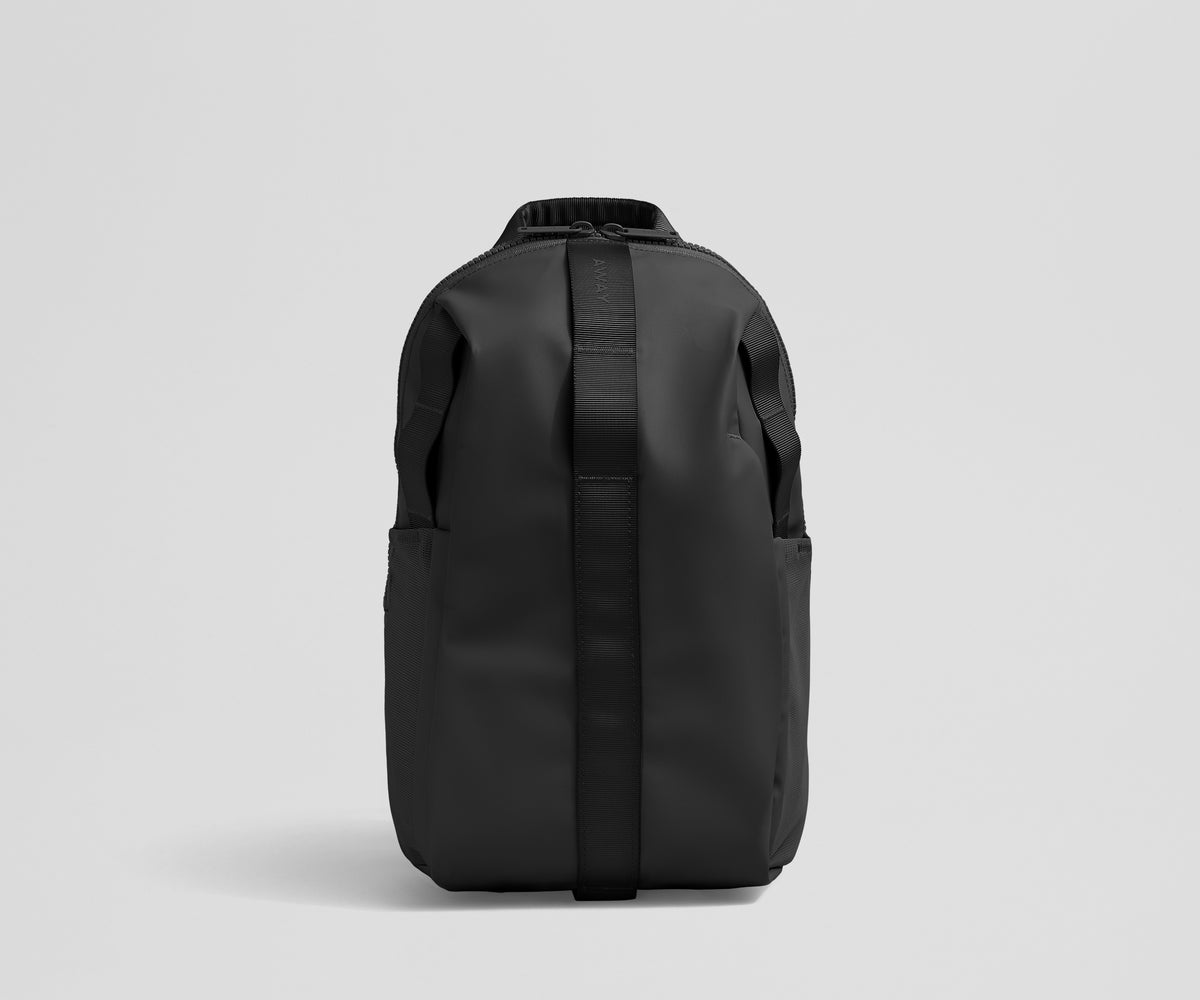 Active Daypack 20L in Jet Black Active Daypack 20L in Jet Black