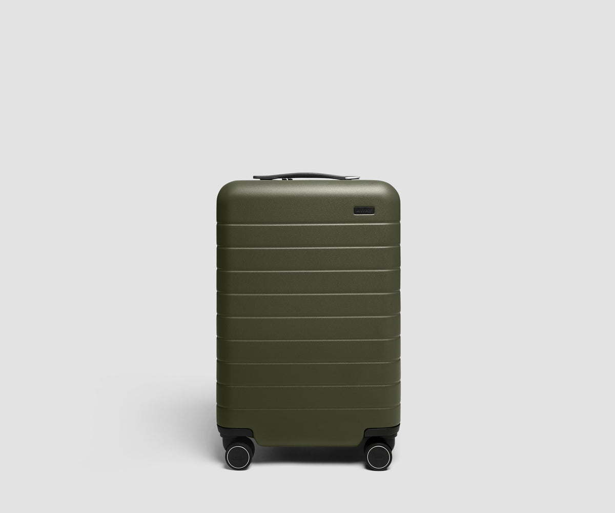 The Carry-On 3 in Olive Green
