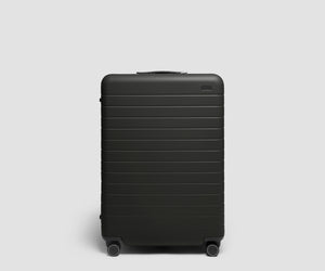 The Large 3 in Jet Black