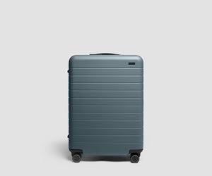 The Medium 3 in Coast Blue
