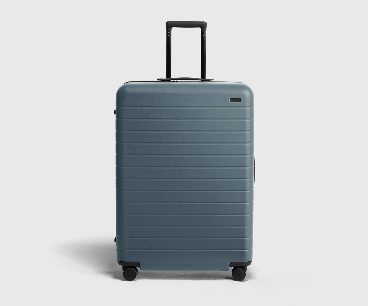 Checked bag comfort for two weeks: easy and flexible