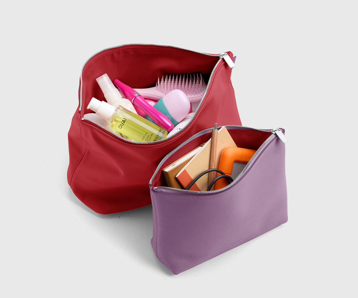 Pouch Duo in Cherry Red/Electric Iris