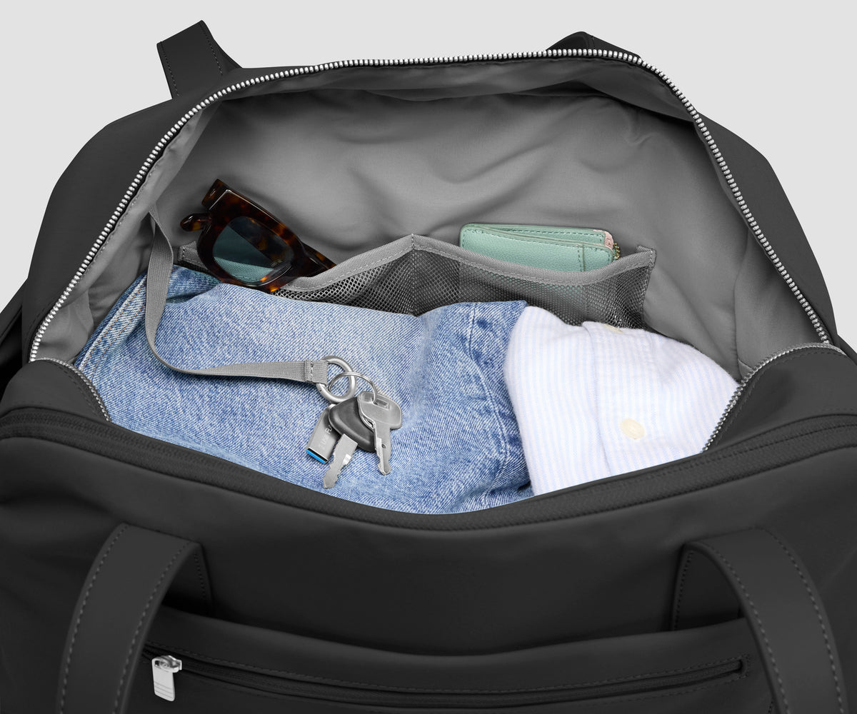 Signature Companion Bag in Jet Black