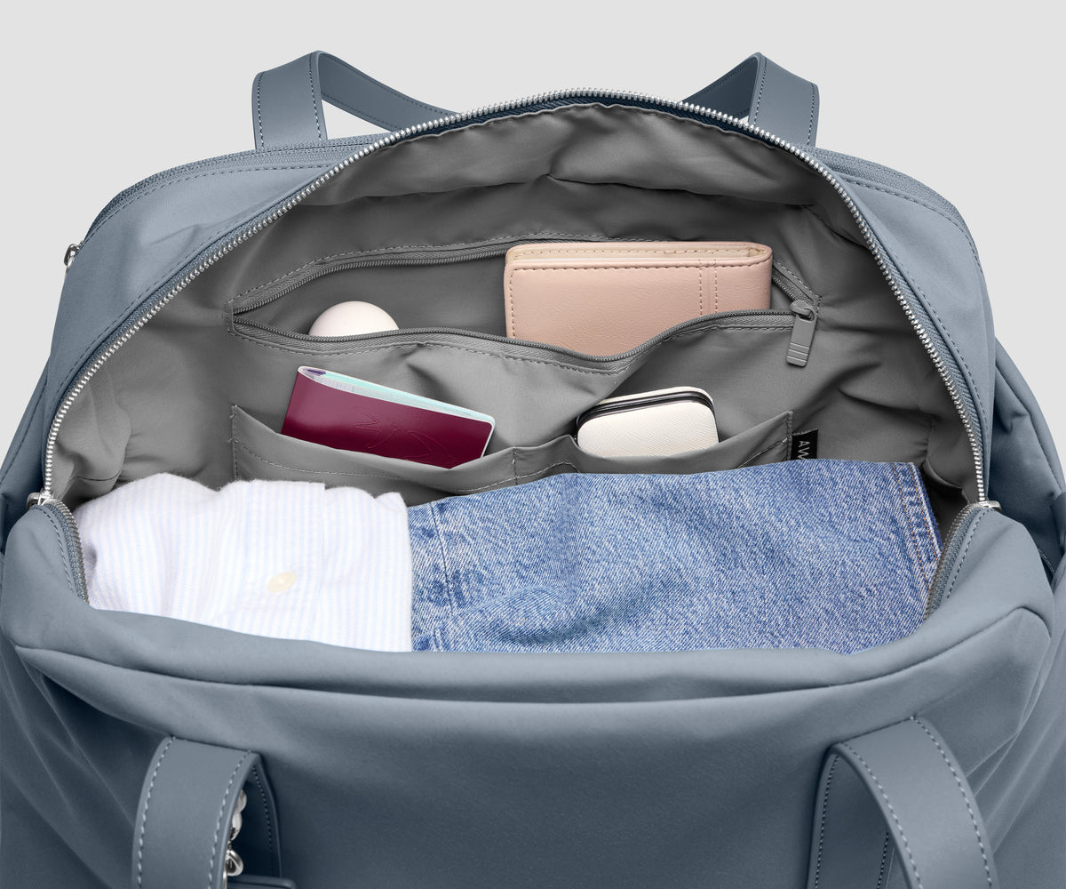 Signature Companion Bag in Coast Blue