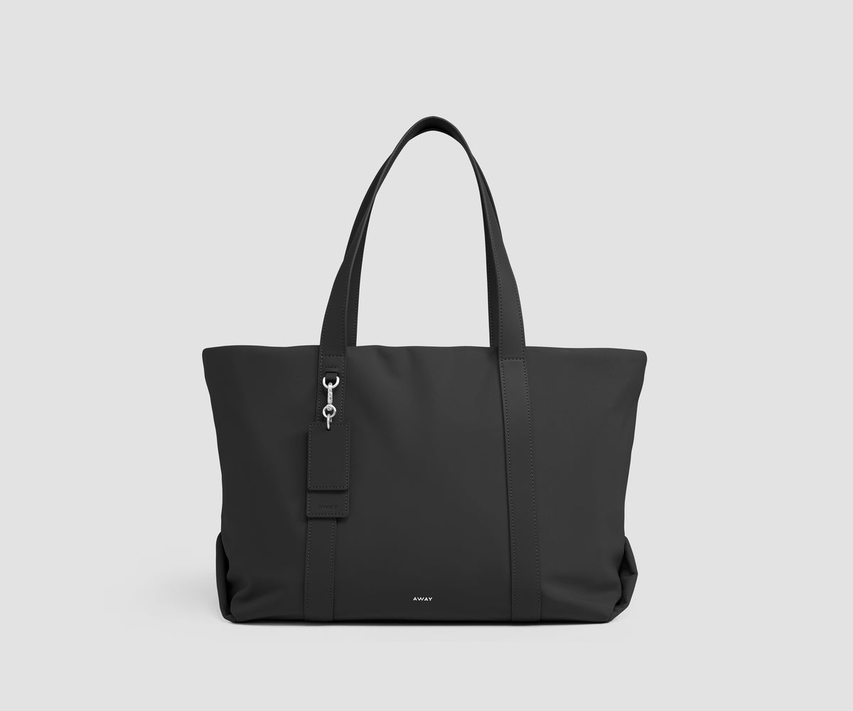 Signature Tote in Jet Black