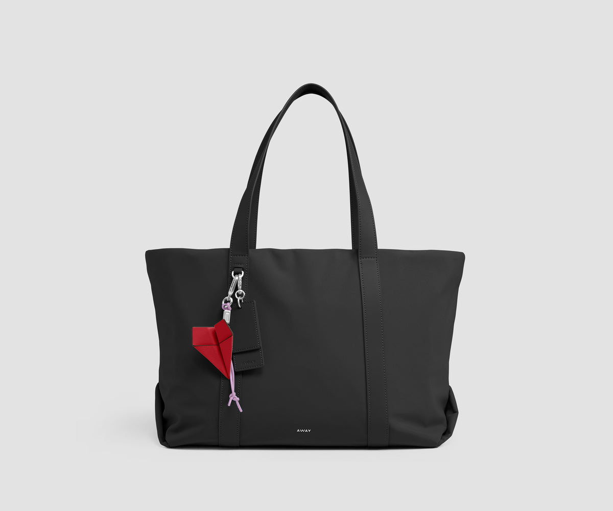 Signature Tote in Jet Black
