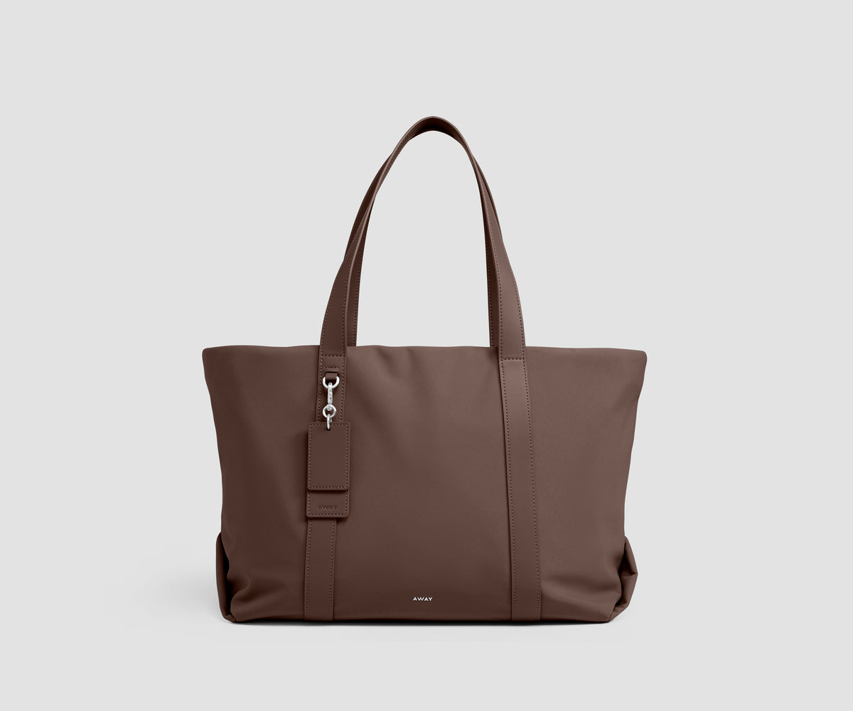 Signature Tote in Chocolate Brown