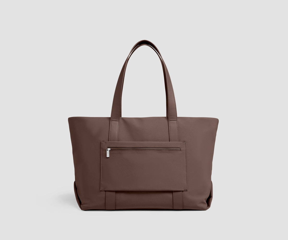 Signature Tote in Chocolate Brown
