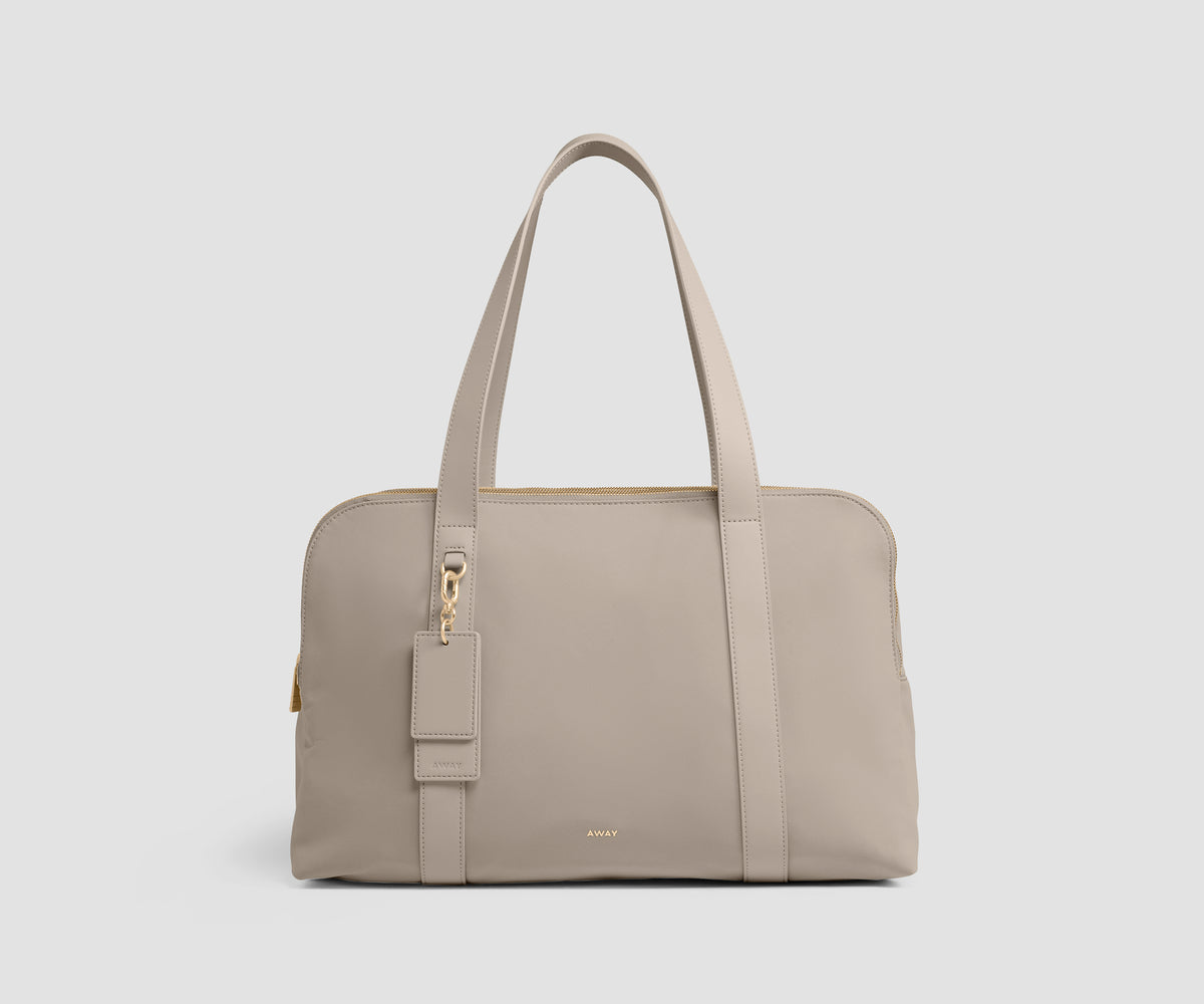 Signature Triple Zip Duffle in Dune Taupe