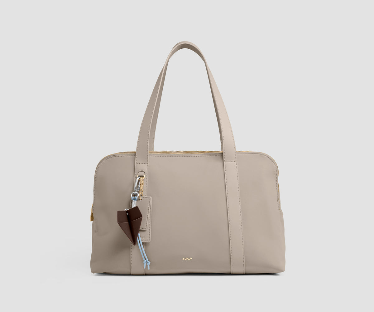 Signature Triple Zip Duffle in Dune Taupe