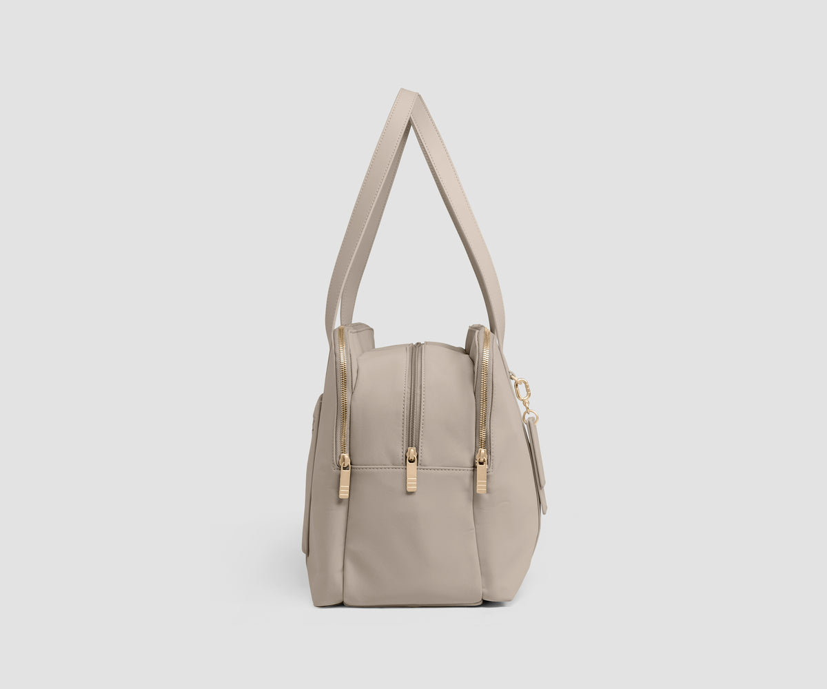 Signature Triple Zip Duffle in Dune Taupe