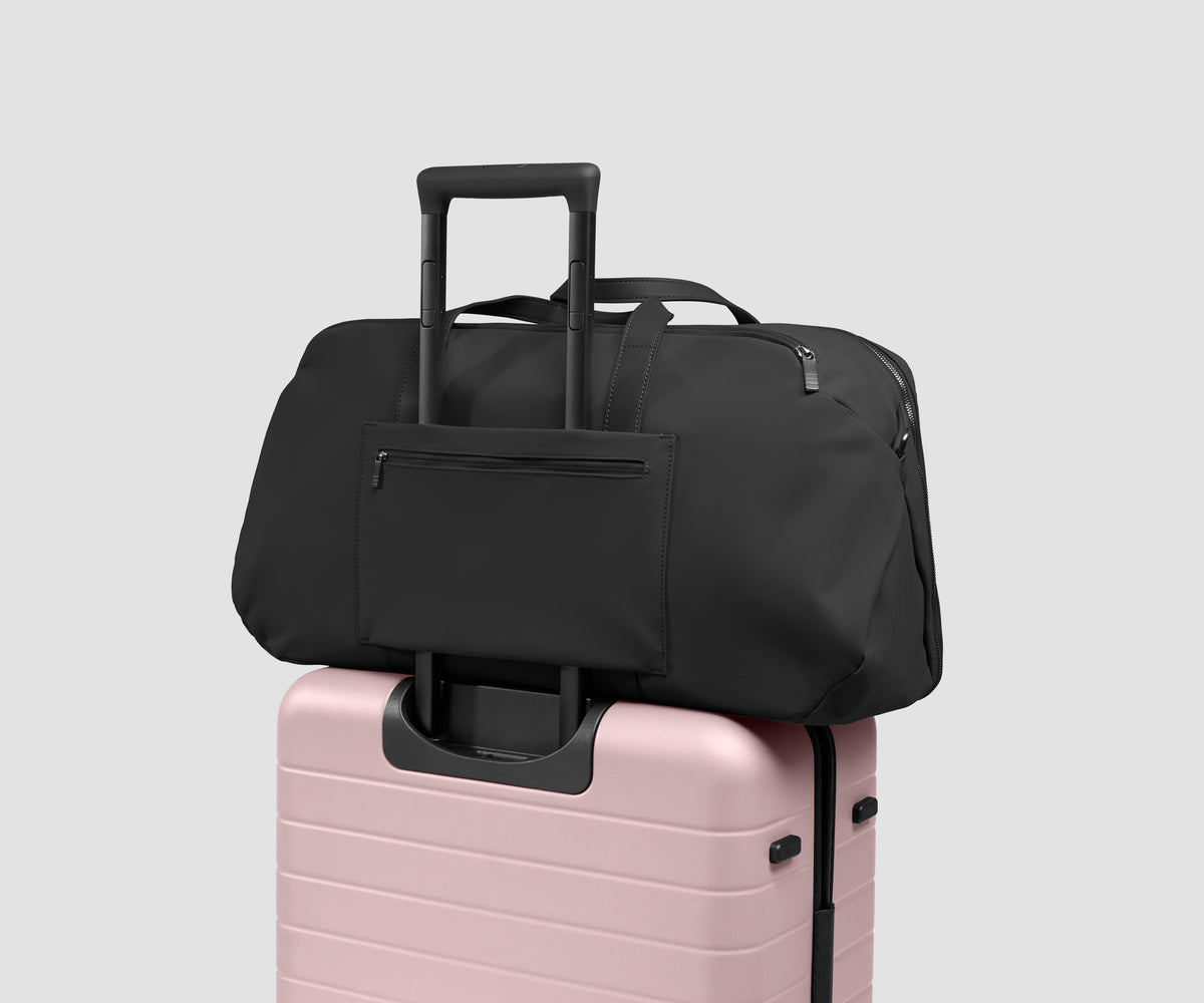 Signature Weekender in Jet Black