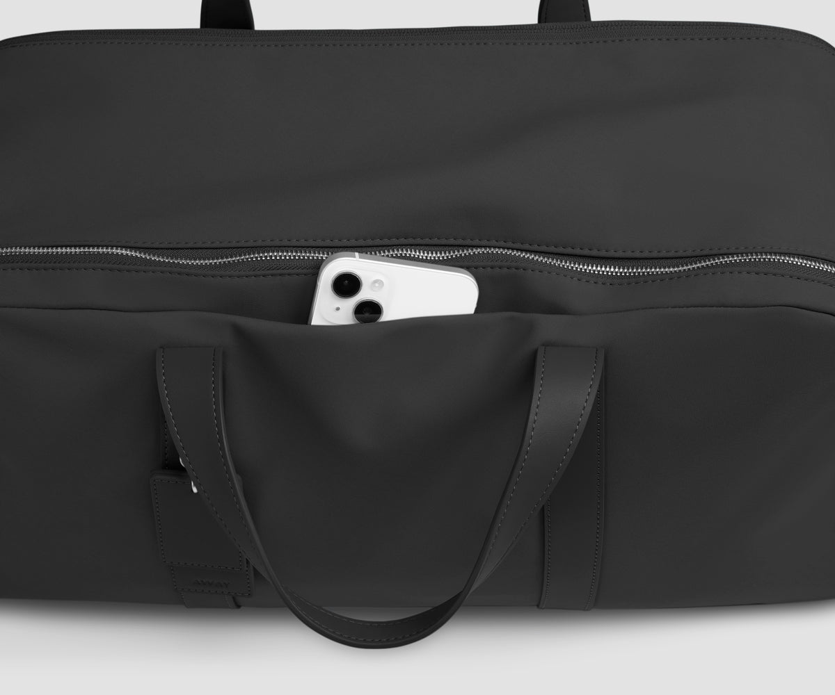 Signature Weekender in Jet Black